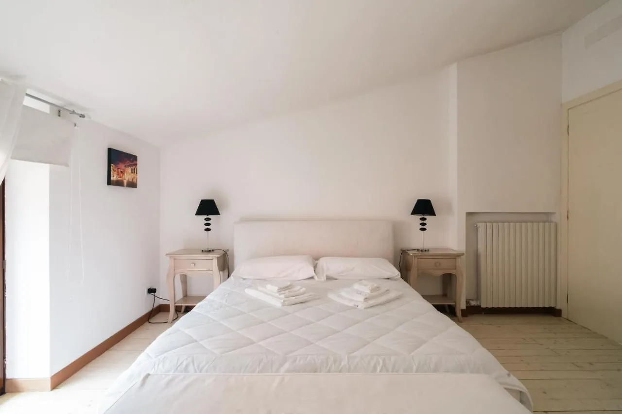 Appartamento Scaligero Borgo Trento Verona 0*,  Italy